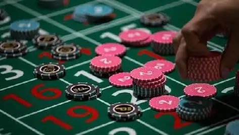 Tampilan mobile pulsa untuk pengguna dewasa